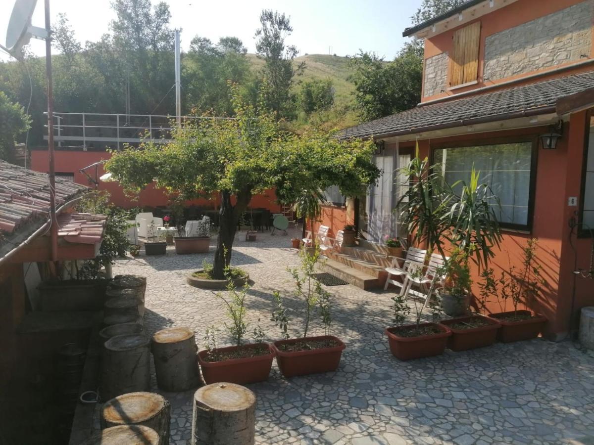 Relais Ca Del Rio Villa Botteghino Bagian luar foto